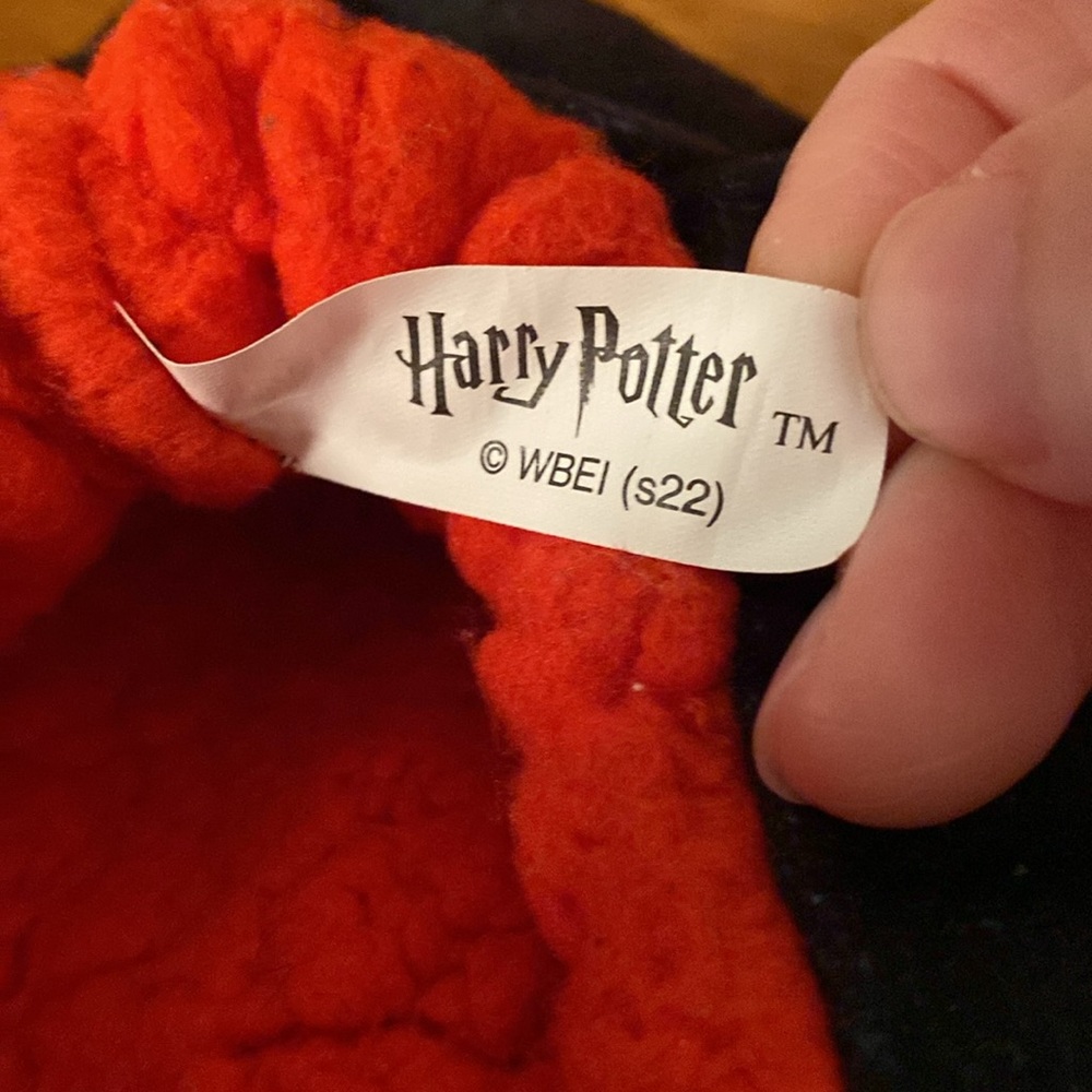 Harry Potter Slippers - Picture 4 of 4